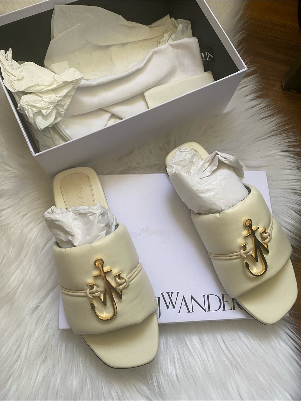 JW ANDERSON Cream Leather Slide Sandals with Gold Anchoring - Picture 1 of 5